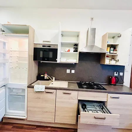 Apartman Warm And Cozy Design Center Of